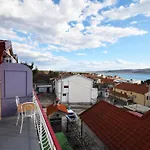 Mira بيت ضيافة 3*