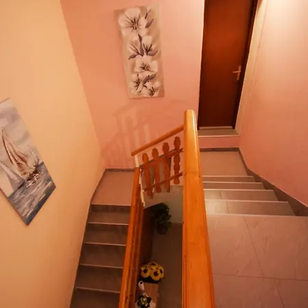 Mira
