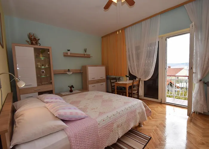 Mira Starigrad Paklenica