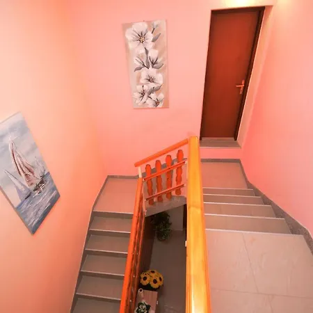 Mira Penzion 3*